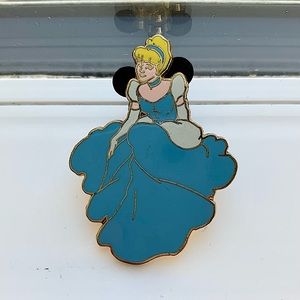 2007 Disney Cinderella Trading Pin